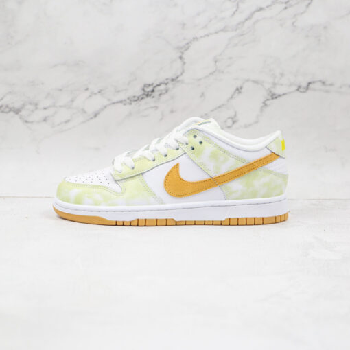 NIKE Dunk Low “Yellow Strike”