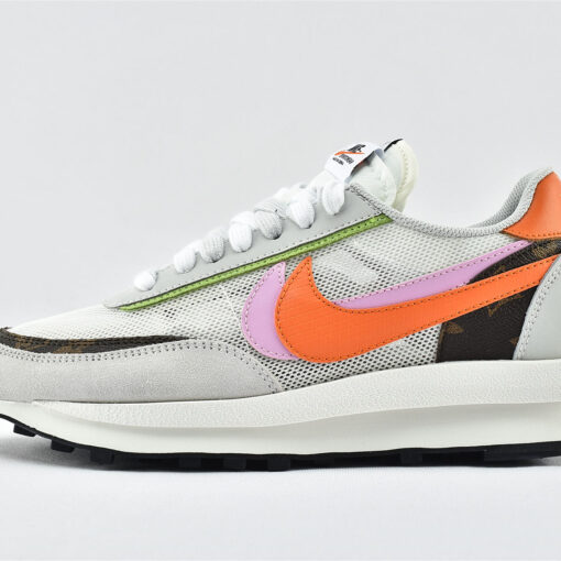 Nike Vaporwaffle sacai Purple Orange