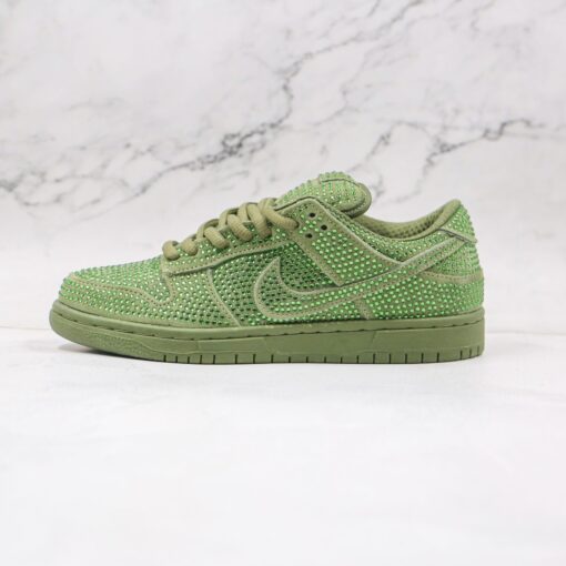 NIKE SB Dunk Low diamond green