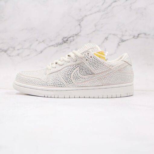 NIKE SB Dunk Low diamond beige