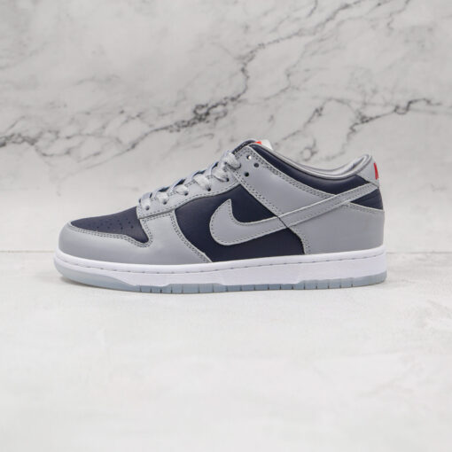 NIKE SB Dunk Low